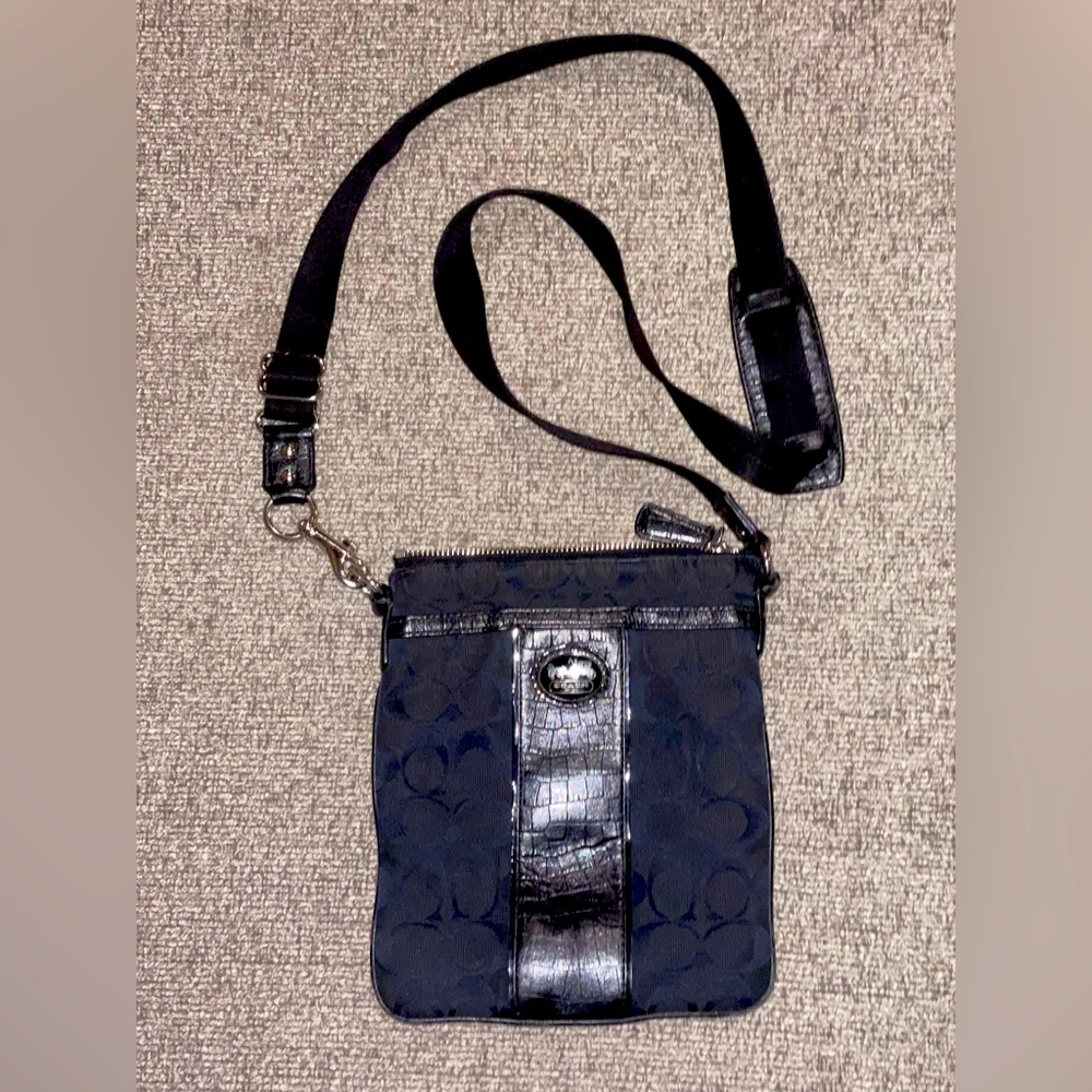 🎉FINAL Coach crossbody purse 💯 Authentic